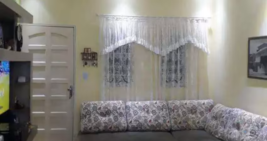 CASA COM PISCINA EM MONGAGUÁ- AGENOR DE CAMPOS