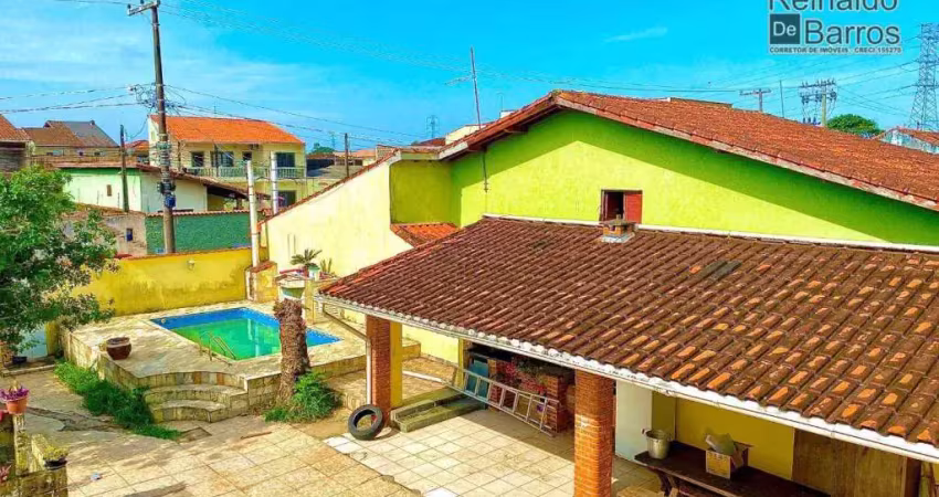 Casa com 3 dormitórios e piscina à venda, 270 m² por R$ 480.000 - Parque Balneário Itanhaem - Itanhaém/SP