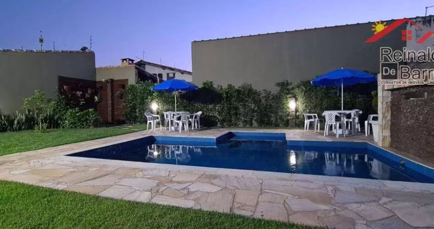 Linda Casa a Venda em Itanhaém