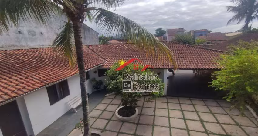 Casa com 5 dormitórios à venda, 284 m² por R$ 680.000 - Parque Balneário Itanhaem - Itanhaém/SP