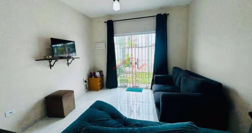 Geminada no Jardim Regina com Espaço para Piscina por apenas R$199 mil