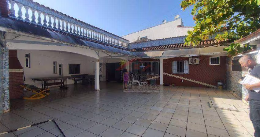 Casa com 3 dormitórios, 156 m² - venda por R$ 430.000,00 ou aluguel por R$ 2.441,67/mês - Jardim Suarão - Itanhaém/SP