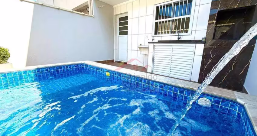 Sobrado 2 suítes com piscina individual , frente mar .