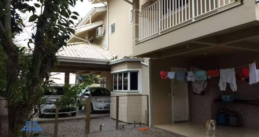 Casa à venda, 250 m² por r$ 1.497.000,00 - carianos - florianópolis/sc