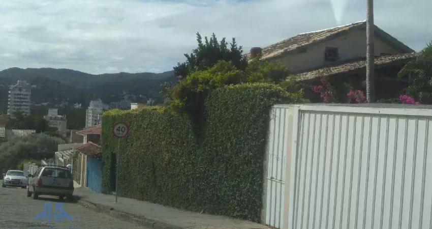 Casa com 5 dormitórios à venda, 647 m² por R$ 1.402.000,00 - Trindade - Florianópolis/SC