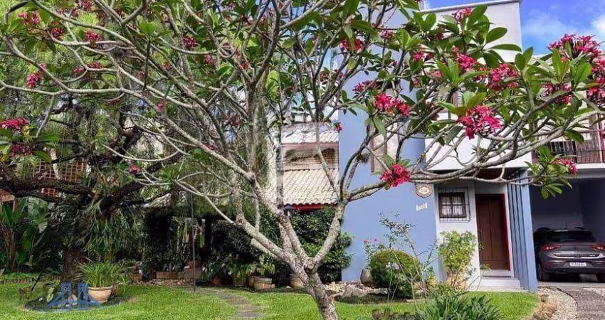 Casa com 3 dormitórios à venda, 182 m² por R$ 2.480.000,00 - Porto da Lagoa - Florianópolis/SC