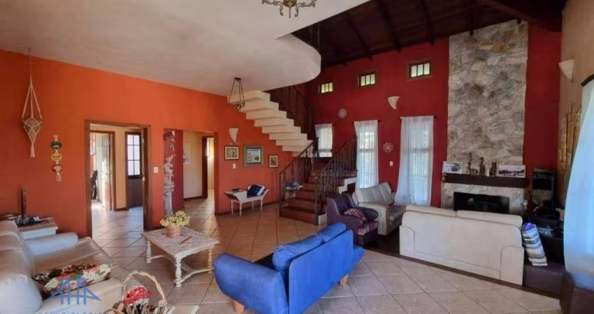 Casa com 4 dormitórios à venda, 430 m² por R$ 2.600.000,00 - Lagoa da Conceição - Florianópolis/SC