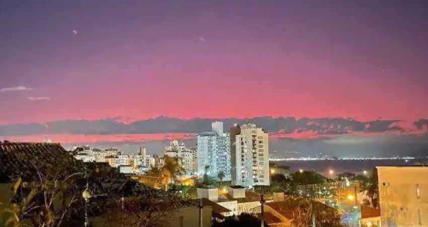 Casa com 3 dormitórios à venda, 284 m² por R$ 2.800.000 - Agronômica - Florianópolis/SC