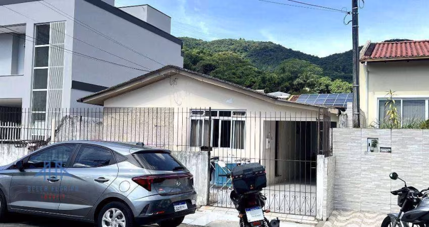 Casa com 3 dormitórios à venda, 80 m² por R$ 580.000,00 - Monte Verde - Florianópolis/SC