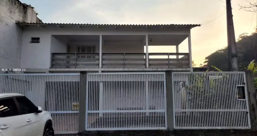 Casa de praia para temporada em guaratuba, centro, 3 dormitórios, 2 banheiros, 3 vagas