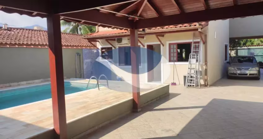 Casa com 4 quartos à venda no Martim de Sá, Caraguatatuba 
