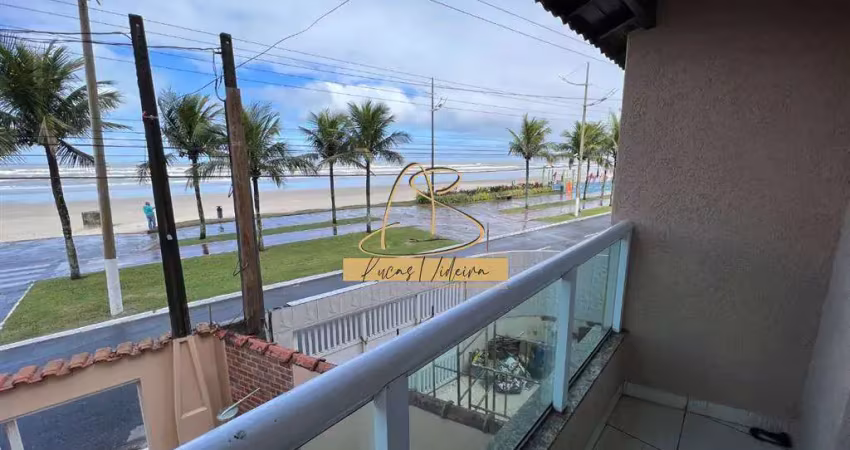 Sobrado frente praia solemar, 02 dormitórios com vista para o mar!