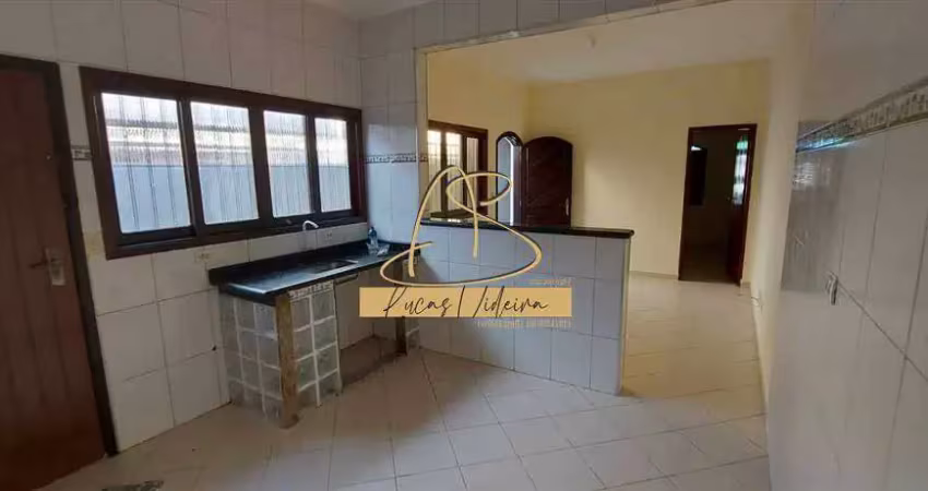 Casa geminada 02 dorm + edicula  |  reformada! lado praia ! 400 metros do mar!
