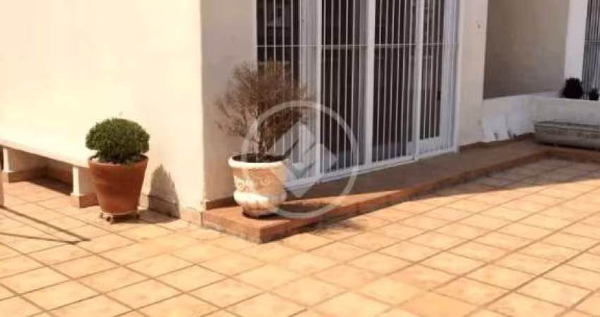 Apartamento 150m2, 3 quartos, 1 suítes codigo: 47708