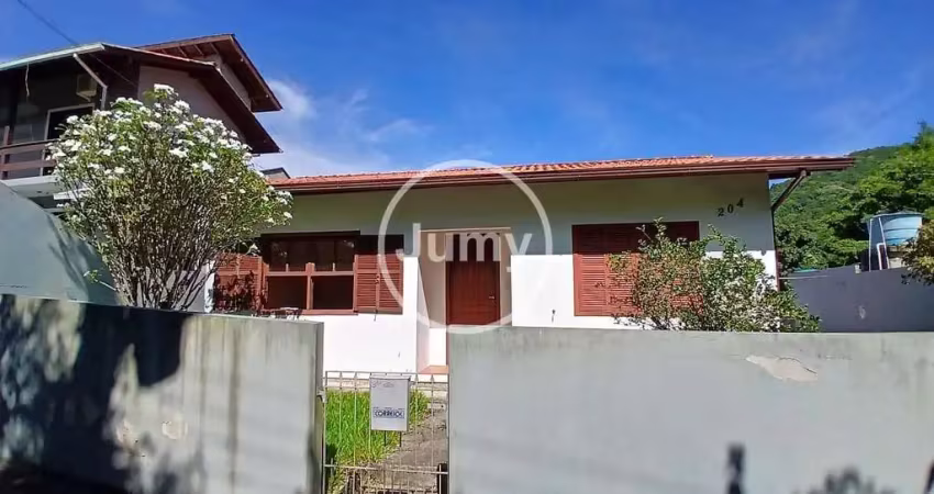 CASA PARA LOCAÇÃO ANUAL -  90M² - SAMBAQUI, FLORIANOPOLIS - SC