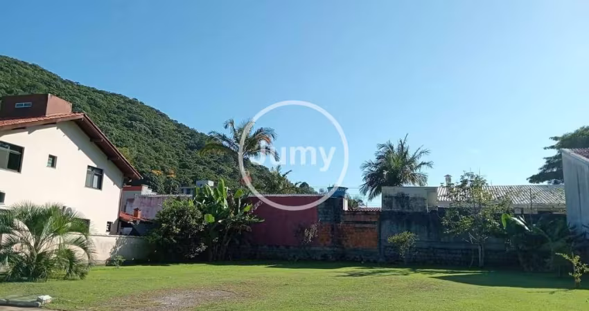 EXCELENTE TERRENO PLANO Á VENDA - 524m² - SAMBAQUI, FLORIANÓPOLIS/SC