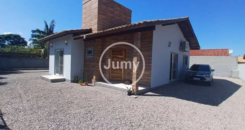 CASA PARA LOCAÇÃO ANUAL - R$ 5.500,00 - RIBEIRÃO DA ILHA - FLORIANÓPOLIS SC