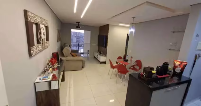 Apartamento com 3 quartos para alugar na Rua Ângelo Corradini, Vila Nambi, Jundiaí
