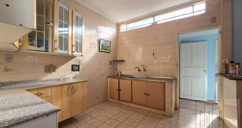 Casa Vila Tiberio excelente localização 2 quartos e suite