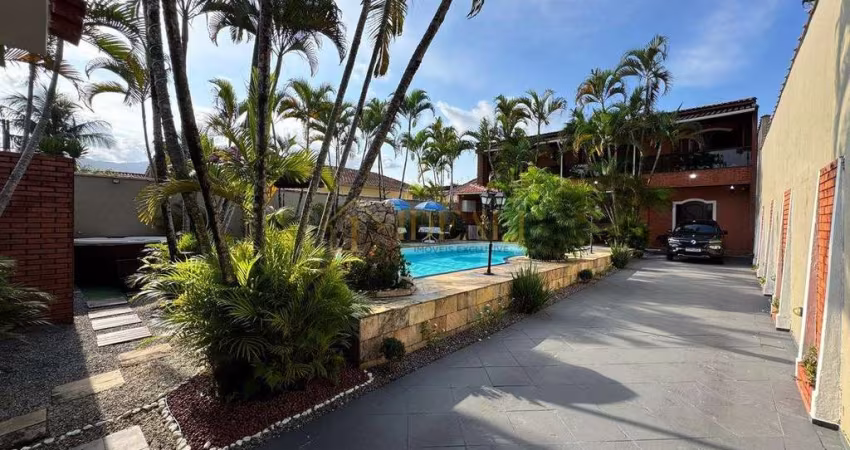 LINDA CASA EM PRAIA GRANDE