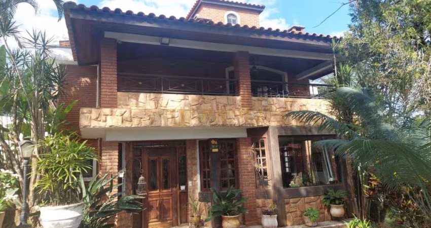 Casa Completa à Venda no Reserva das Hortênsias - Sem Taxa de Condomínio