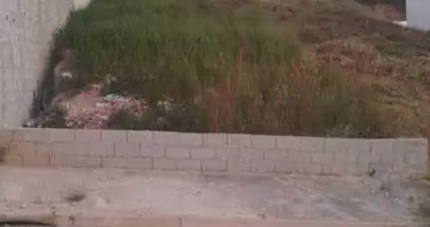 Terreno à venda na Rua Hortencia Pinto Zomignan, Jardim dos Abreus, Caieiras