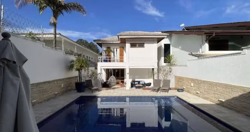 Belíssima casa com 3 suítes e piscina- vila santista atibaia-sp