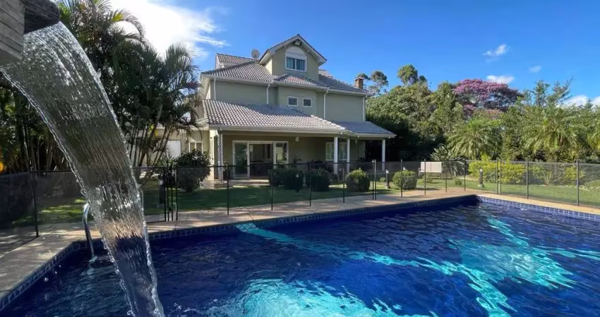 Excepcional casa em condominio fechado de luxo em mairipora