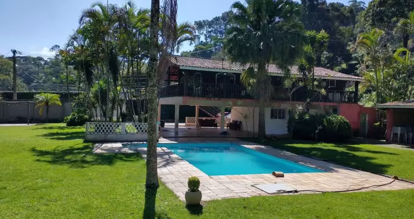 Casa com 4 quartos à venda no Centro, Mairiporã 