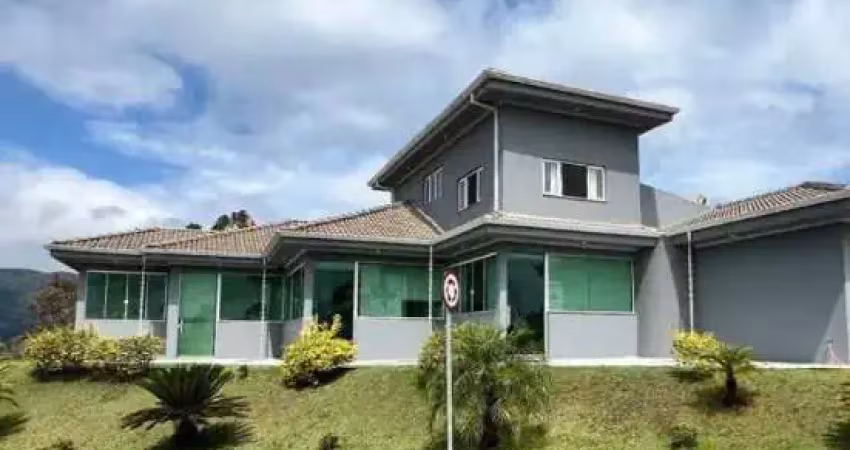 Casa em condomínio fechado para locação – terra preta, mairiporã