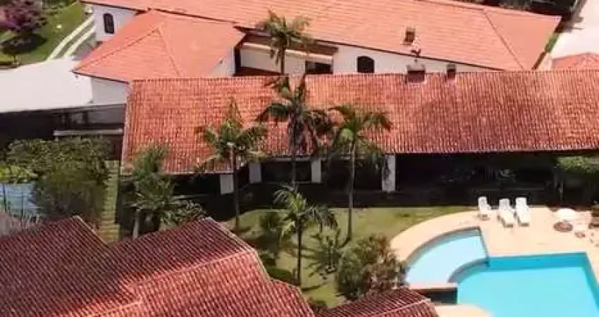 Casa de alto padrão em condomínio fechado – mairiporã/sp