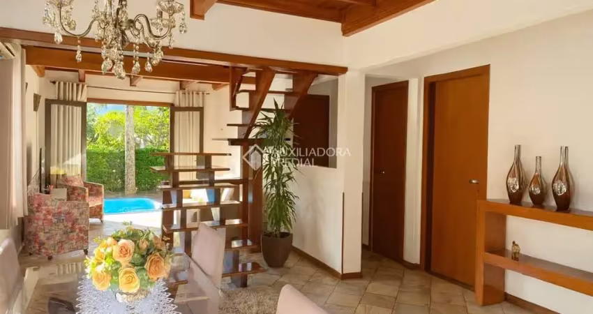 Casa com 3 quartos à venda na Condomínio Canto da Lagoa, 323, Lagoa da Conceição, Florianópolis