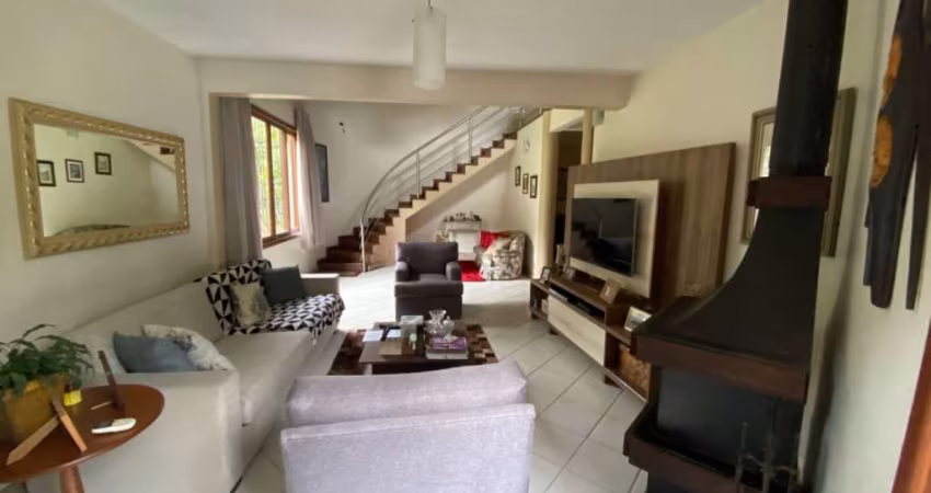 Casa com 5 quartos à venda na Avenida Afonso Delambert Neto, 6087, Lagoa da Conceição, Florianópolis