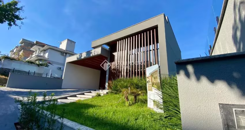 Casa com 3 quartos à venda na Rua dos Rouxinóis, 81, Pedra Branca, Palhoça