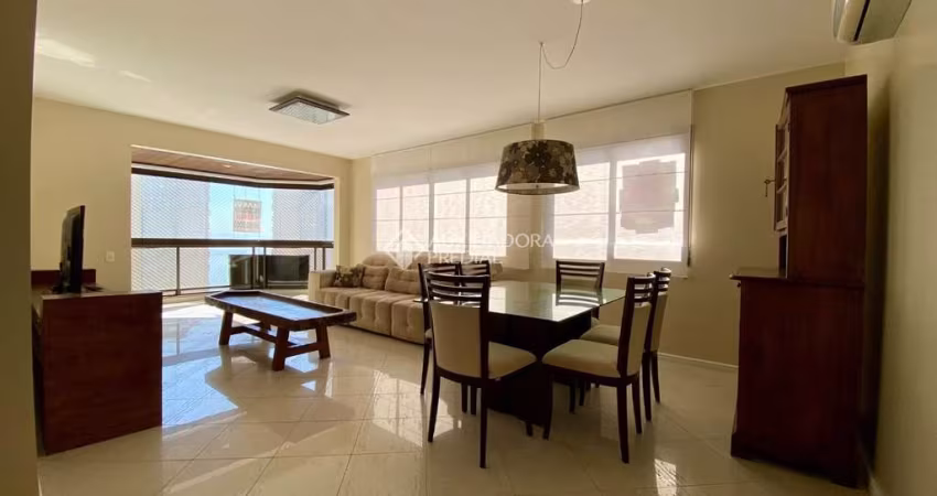 Apartamento com 3 quartos à venda na Rua Rui Barbosa, 46, Beira Mar, Florianópolis