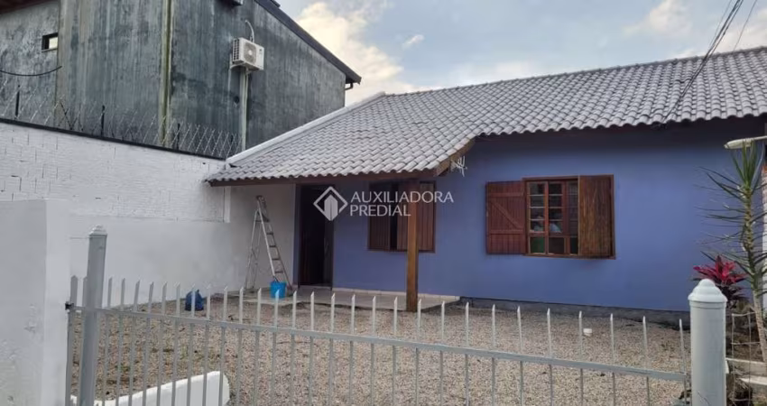 Casa com 2 quartos à venda na Servidão Dunas da Joaquina, 49, Rio Tavares, Florianópolis