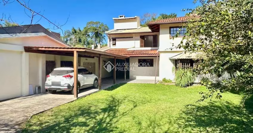 Casa com 4 quartos à venda na Rua Canto da Amizade, 246, Lagoa da Conceição, Florianópolis