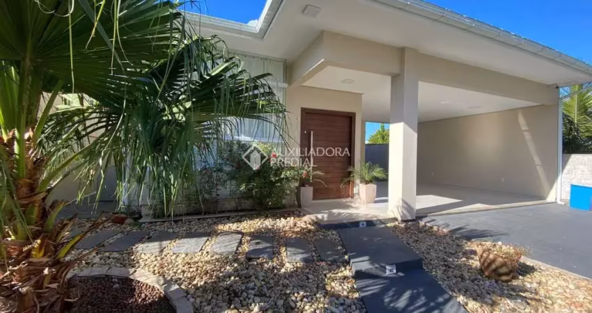Casa com 3 quartos à venda na Rua Dos Bem Me Queres, 62, Pedra Branca, Palhoça
