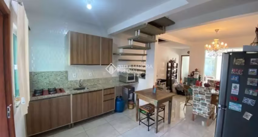 Casa com 2 quartos à venda na Rua Fernando Bauther da Silva, 572, Ingleses do Rio Vermelho, Florianópolis