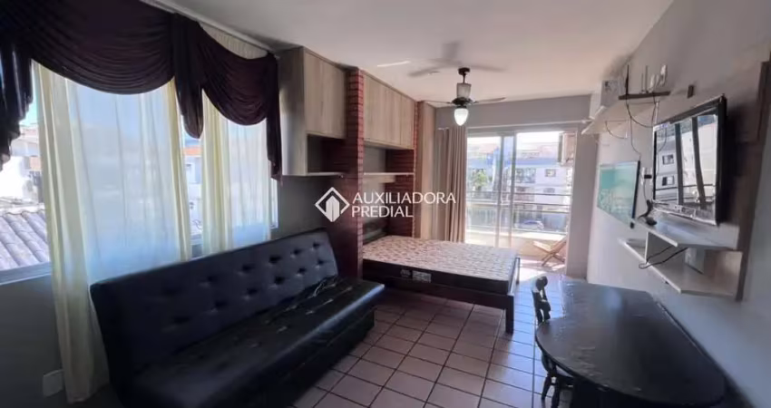 Apartamento com 1 quarto à venda na Rua Hypólito Gregório Pereira, 137, Canasvieiras, Florianópolis