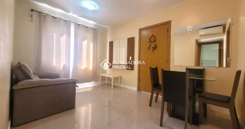 Apartamento com 2 quartos para alugar na Rua Ernani Enio Juchem, 20, Vila Nova, Novo Hamburgo