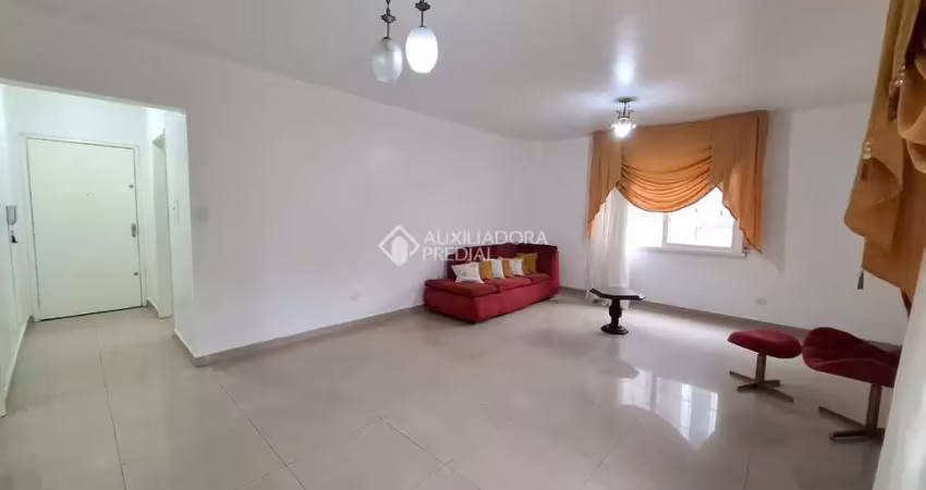 Apartamento com 2 quartos para alugar na Doutor Maurício Cardoso - De 851 - Ao Fim - Lado I, 961, Centro, Novo Hamburgo