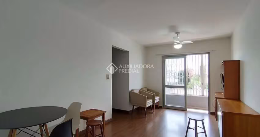 Apartamento com 2 quartos para alugar na Doutor Maurício Cardoso - De 600 - Ao Fim - Lado P, 990, Jardim Mauá, Novo Hamburgo