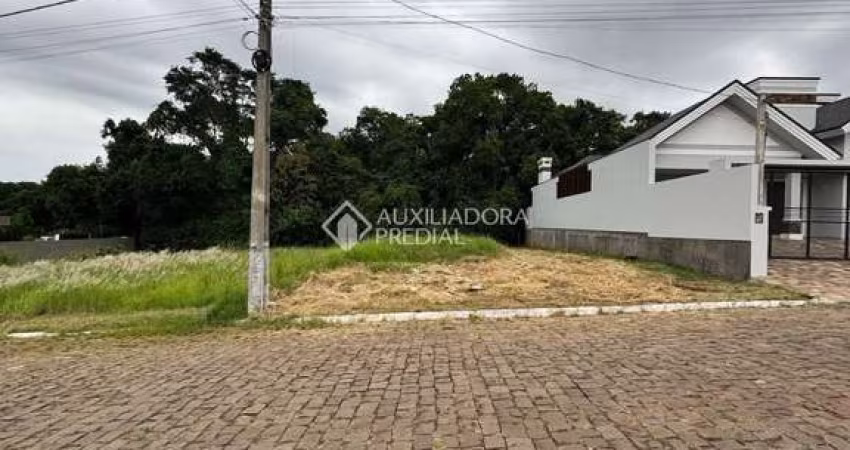 Terreno à venda na Darcy Nivaldo Schmidt, 147, Bom Pastor, Lajeado