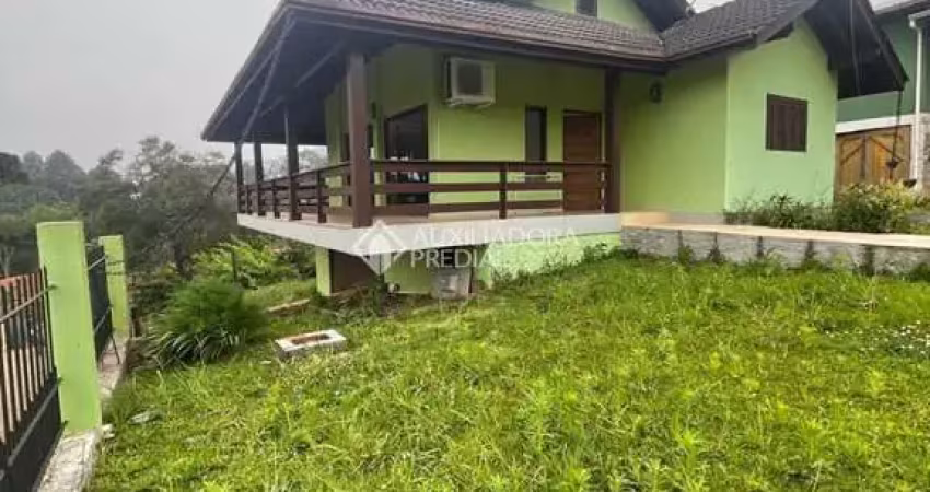 Casa com 2 quartos para alugar na AUGUSTO ORLANDI, 265, Várzea Grande, Gramado