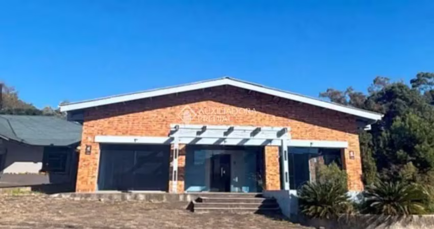 Barracão / Galpão / Depósito para alugar na Avenida Das Hortênsias, 4818, Carniel, Gramado