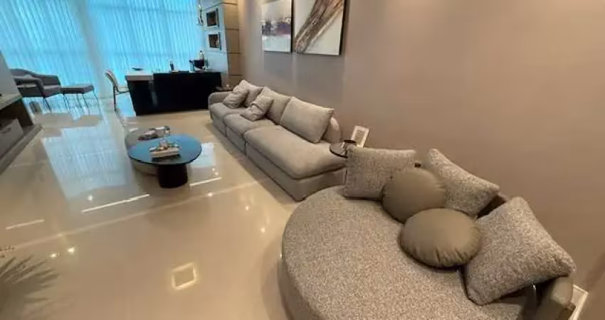 Apartamento com 3 quartos à venda na Rua 3610, 14, Centro, Balneário Camboriú