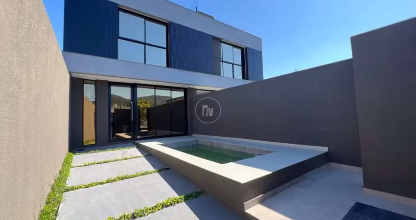 Casa em condomínio fechado com 3 quartos à venda na Rua Fermino Taveira Cruz, 539, Barra, Balneário Camboriú
