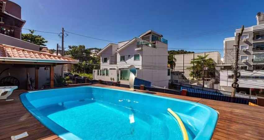 Casa em condomínio fechado com 3 quartos à venda na Rua Flamingo, 125, Pioneiros, Balneário Camboriú