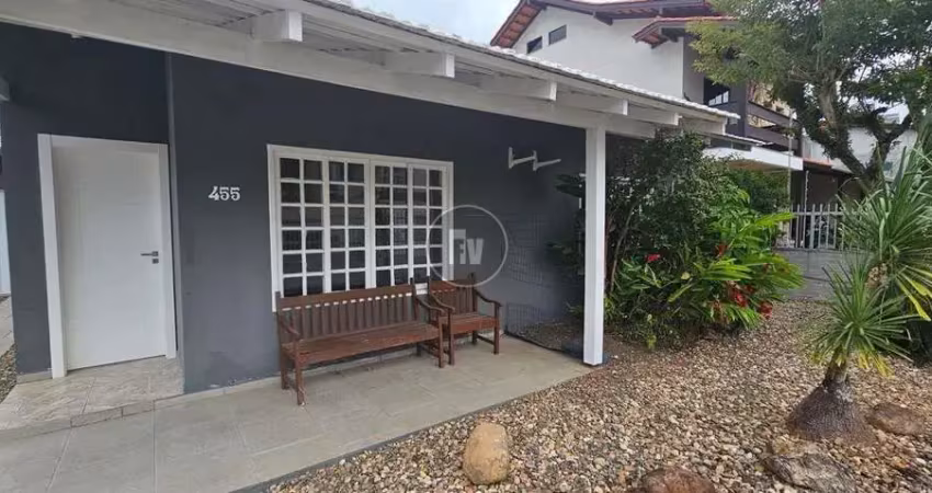 Casa em condomínio fechado com 3 quartos à venda na Rua Cecília Meireles, 455, Praia dos Amores, Balneário Camboriú
